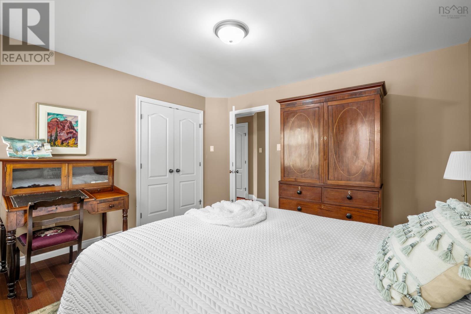 Property 30 of 47 of 981 Shore Drive