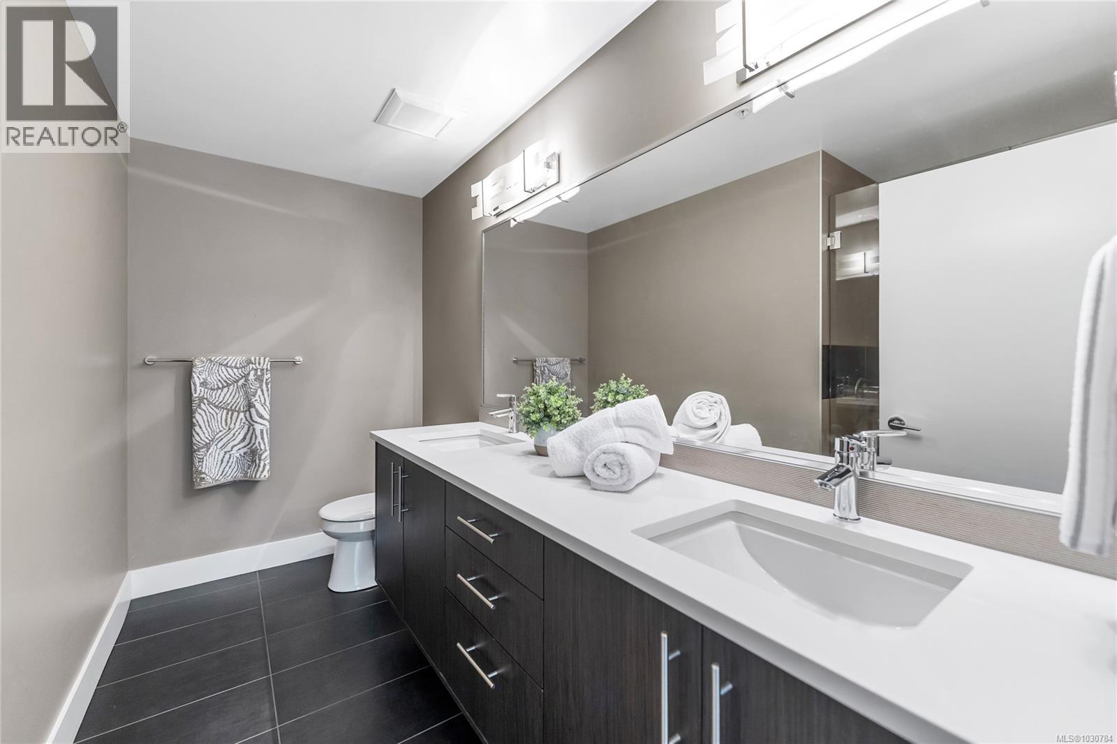 #208 740 Travino Lane - 21