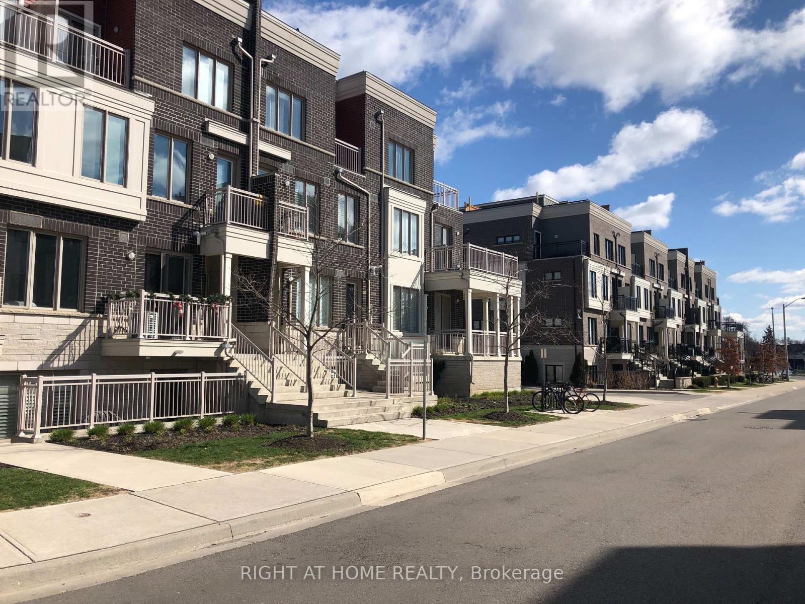 Listing photo of 21 - 90 EASTWOOD PARK GARDENS