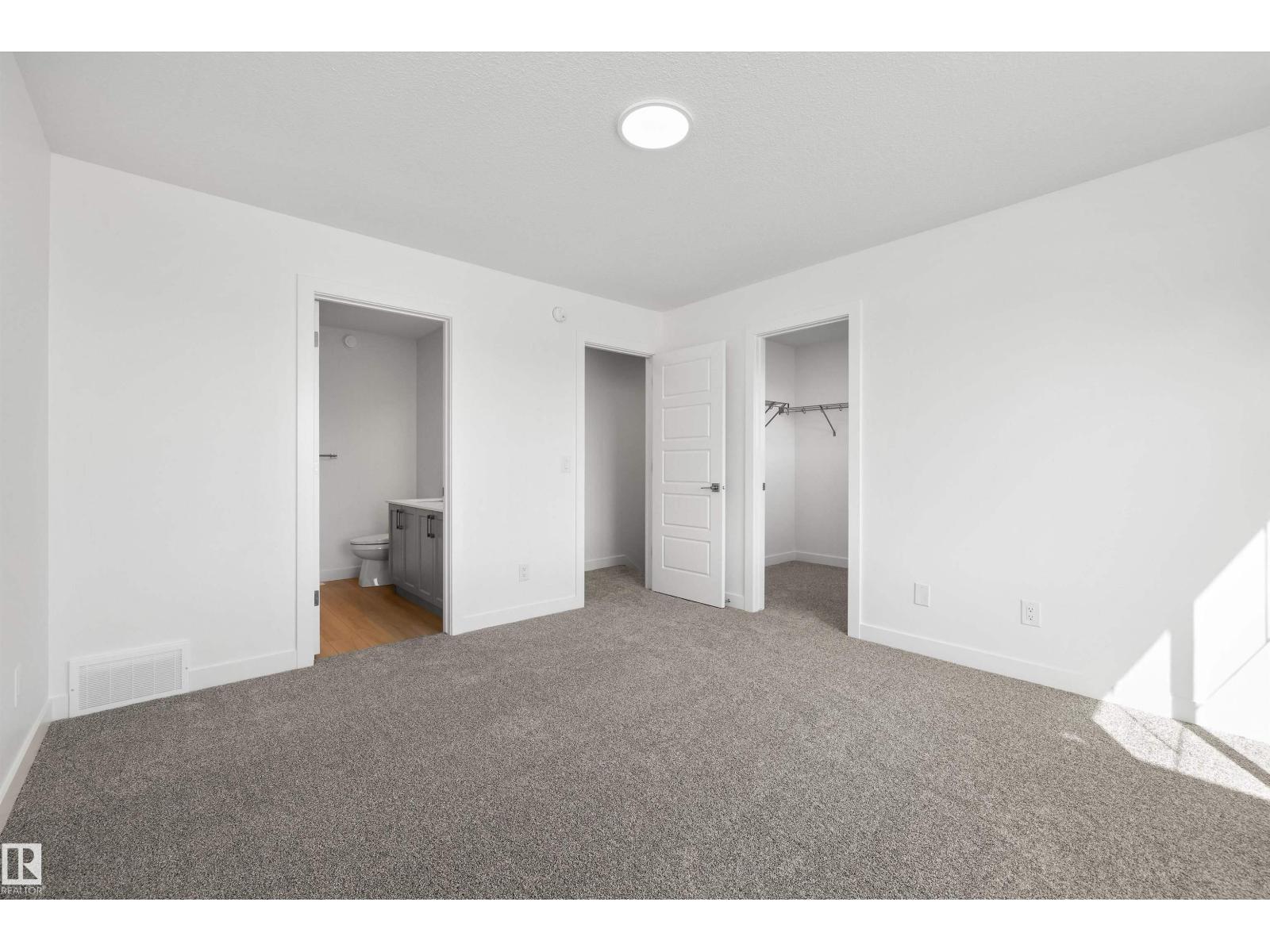 1044 CRISTALL CR SW - 33