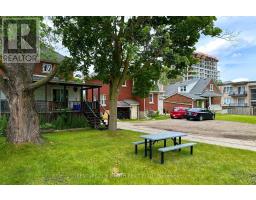 205-209 Erb Street W, Waterloo, ON N2L1V6 Photo 8