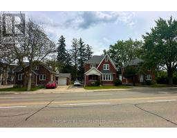 205-209 Erb Street W, Waterloo, ON N2L1V6 Photo 6