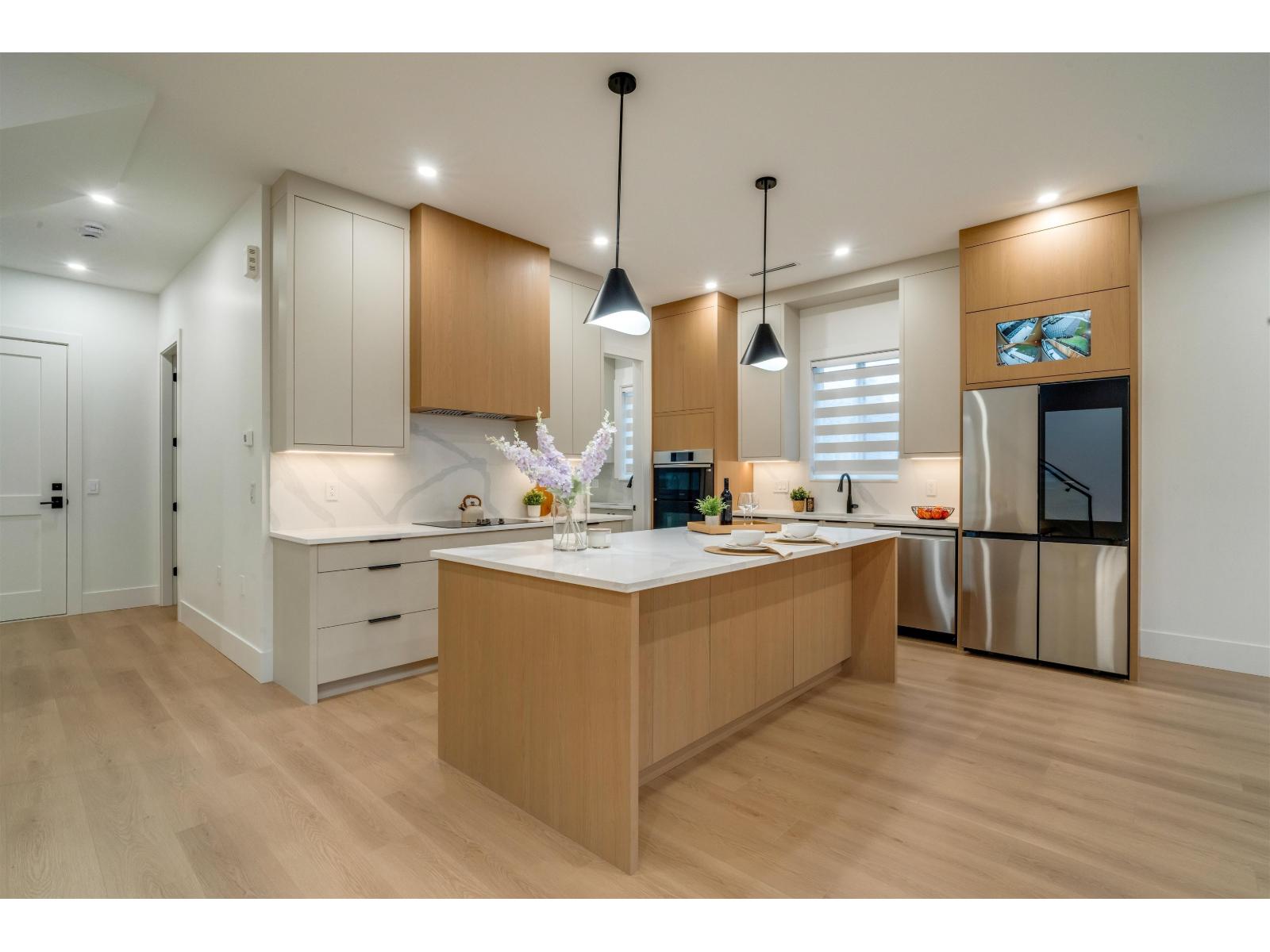 11772 92 Avenue - photo 2