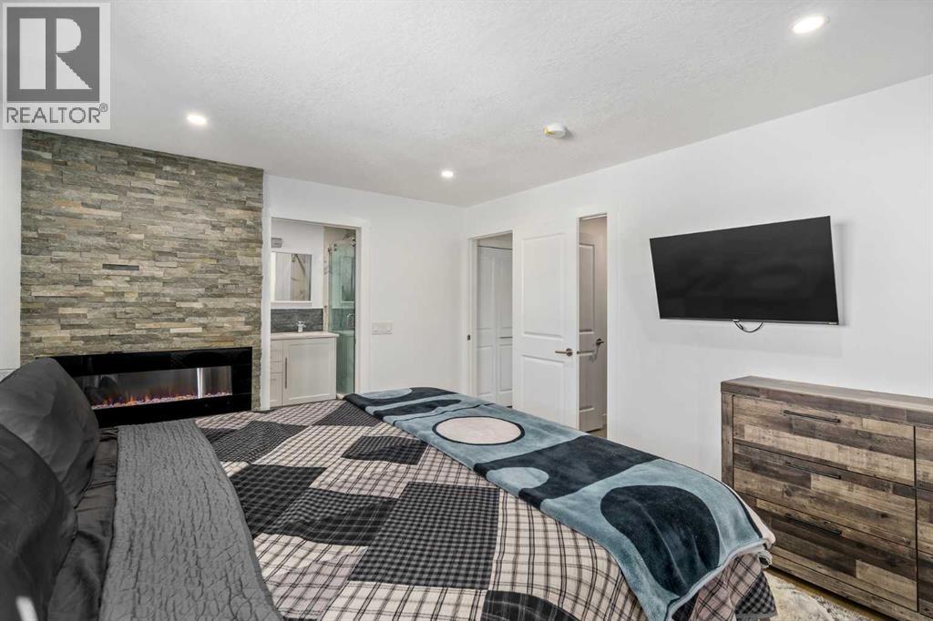 119 Silvercreek Close NW - 15