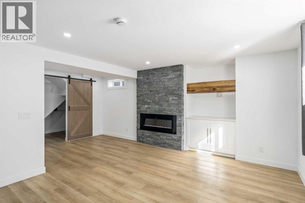 119 Silvercreek Close NW - 21