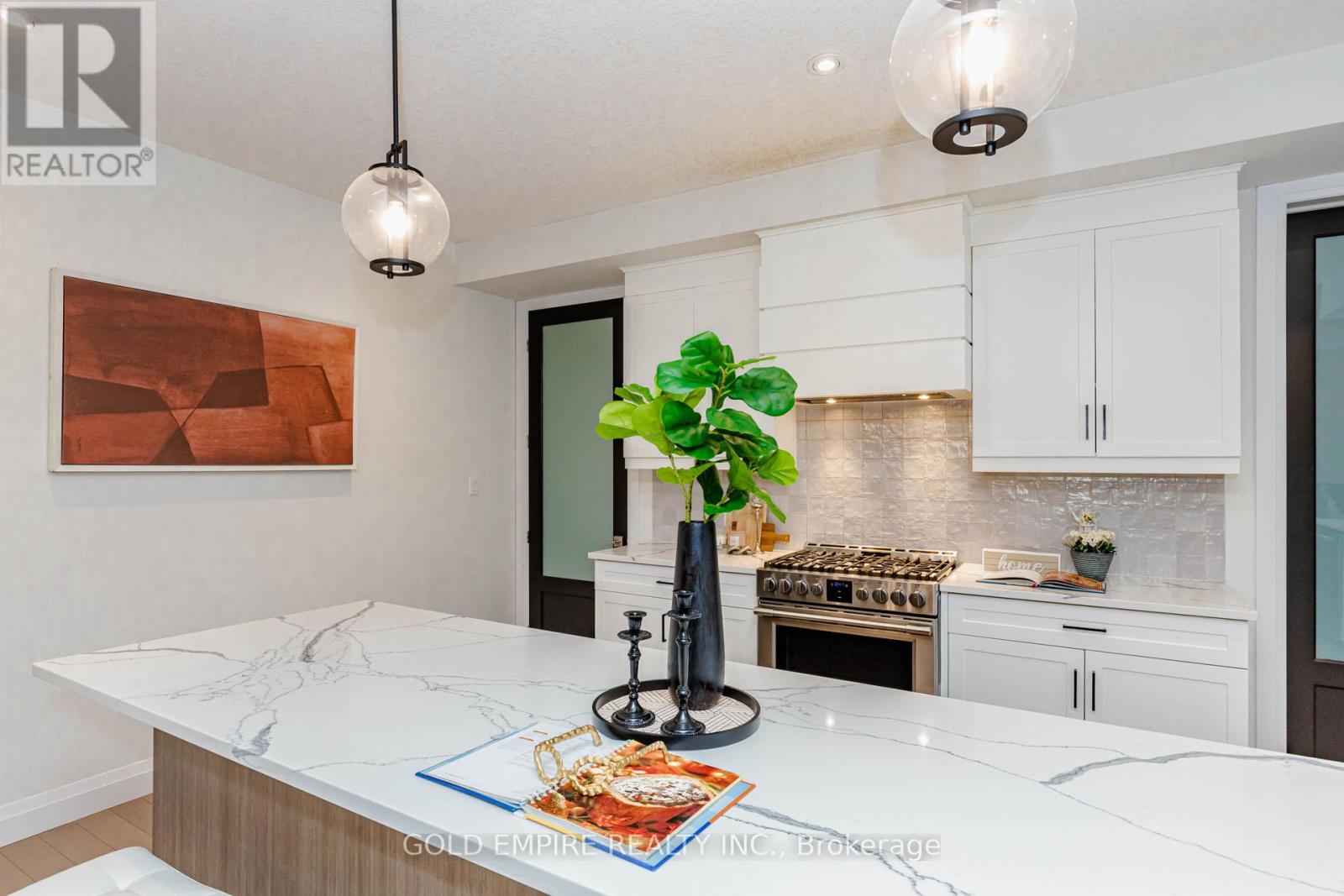 4091 CAMPBELL STREET N - 17