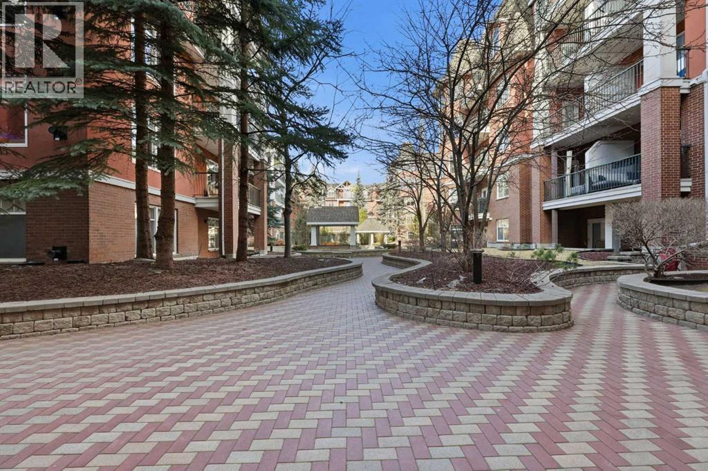 #113 60 24 Avenue SW - 33