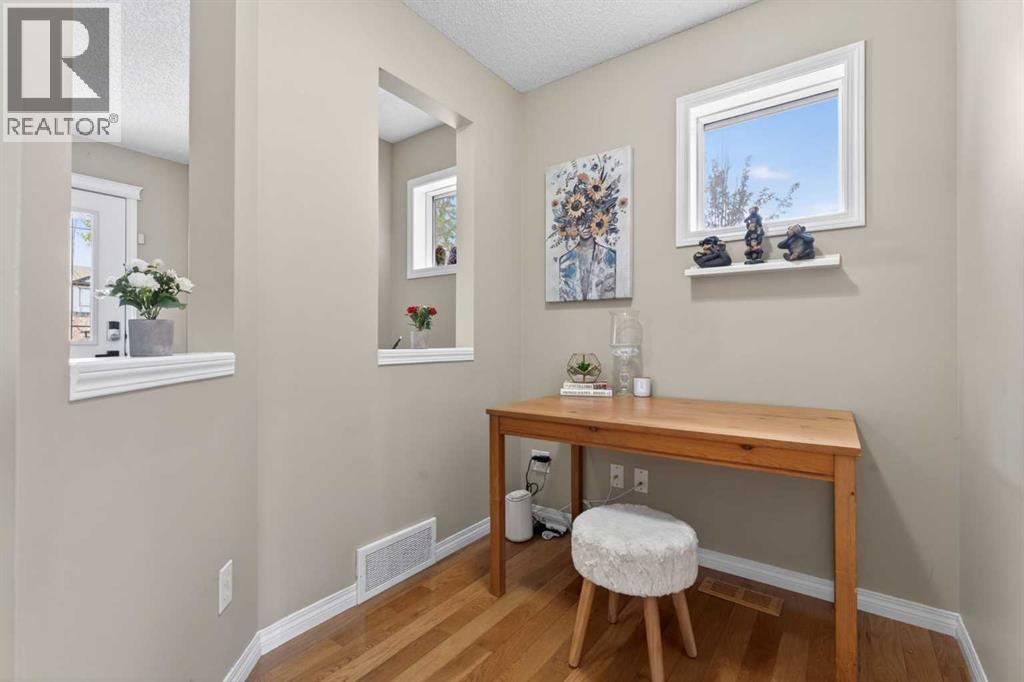 130 Morningside Point SW - 13