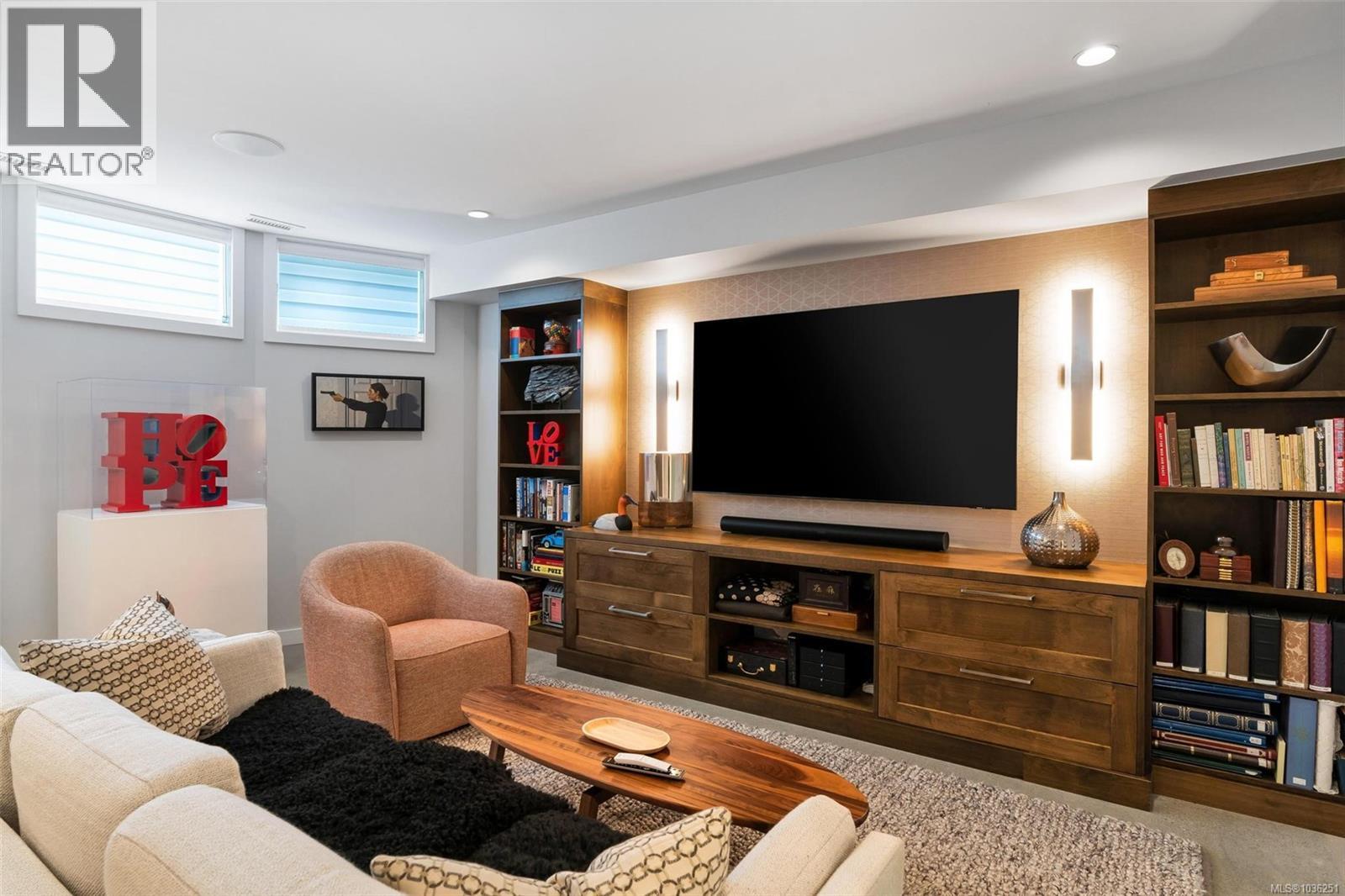 1034 Pentrelew Pl - 46