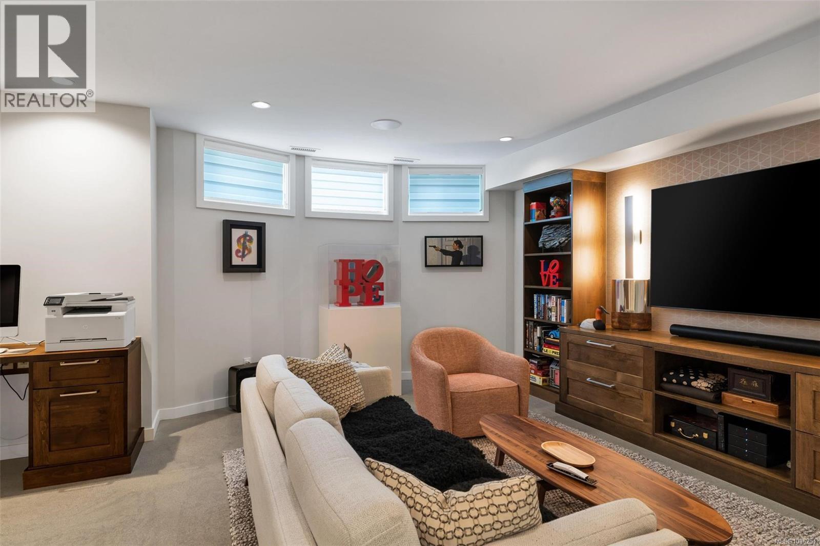 1034 Pentrelew Pl - 47