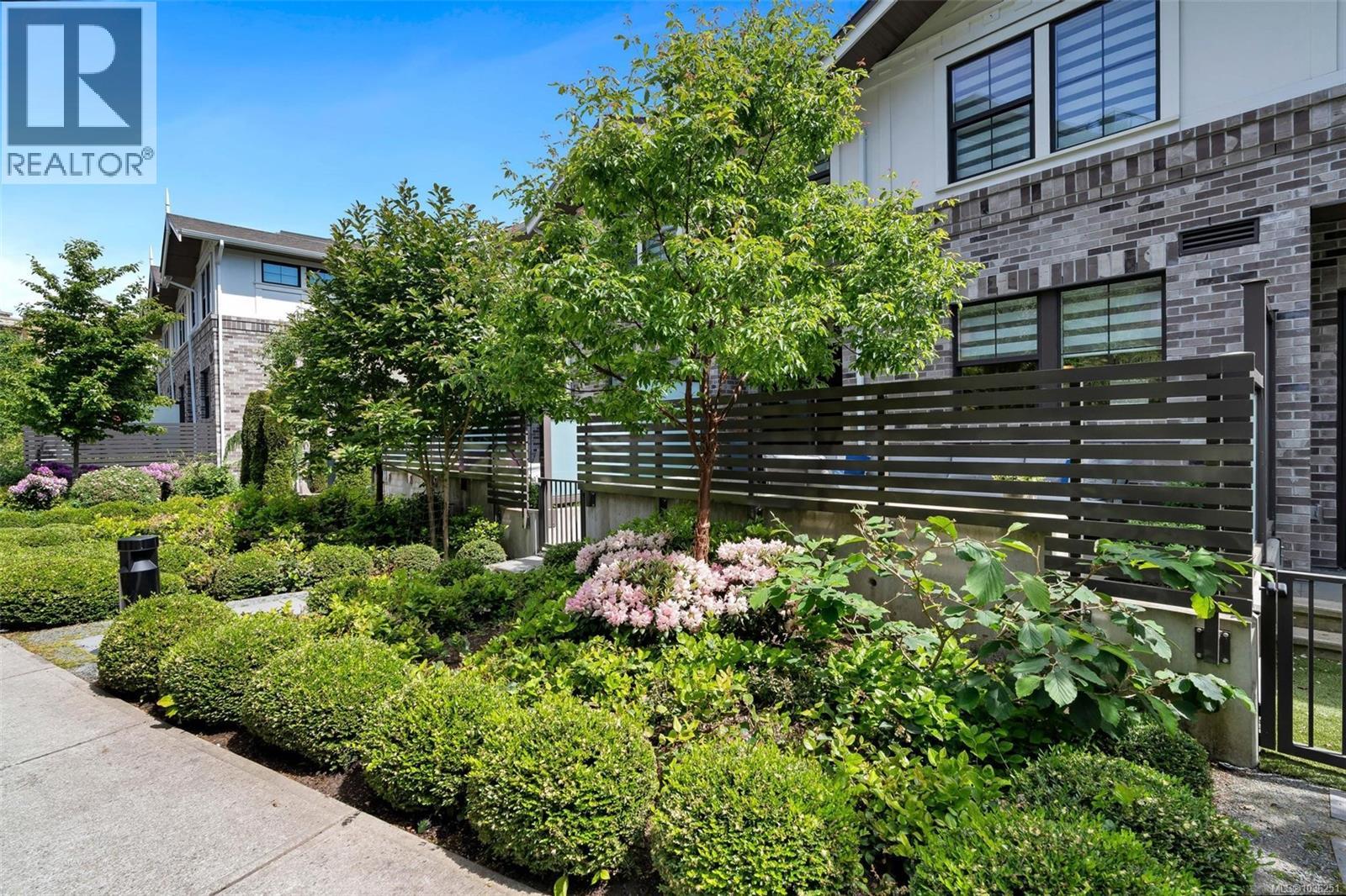 1034 Pentrelew Pl - 60