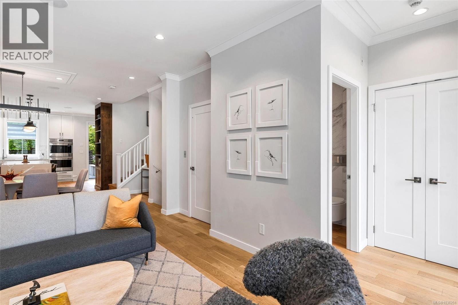 1034 Pentrelew Pl - 9
