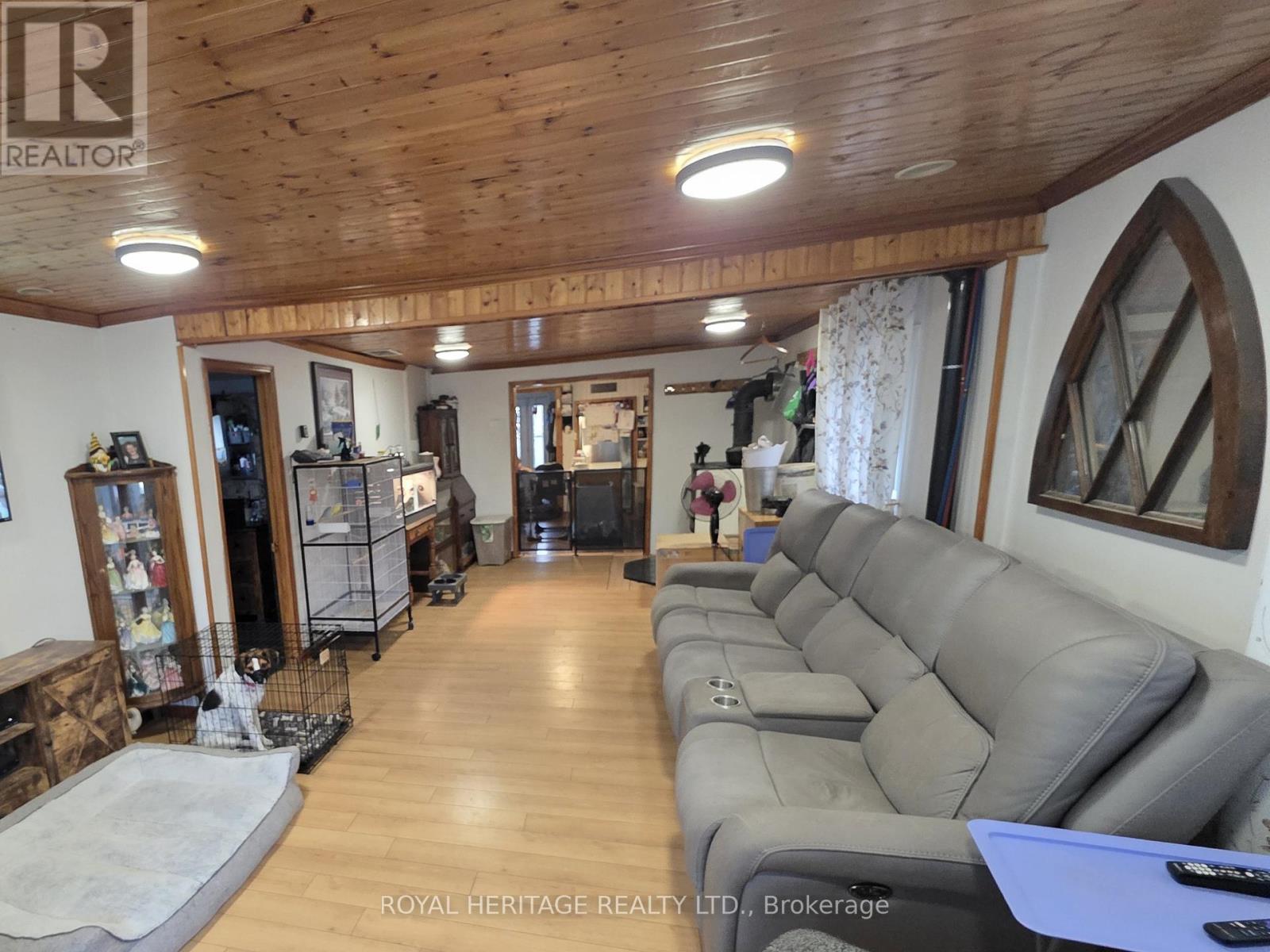 20 LILAC LANE - 12
