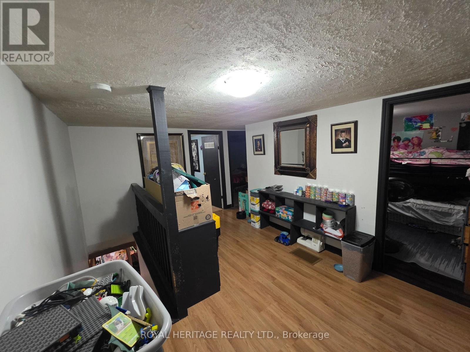 20 LILAC LANE - 13