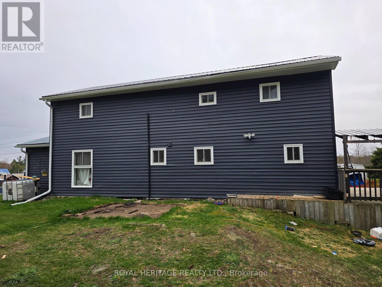 20 LILAC LANE - 4