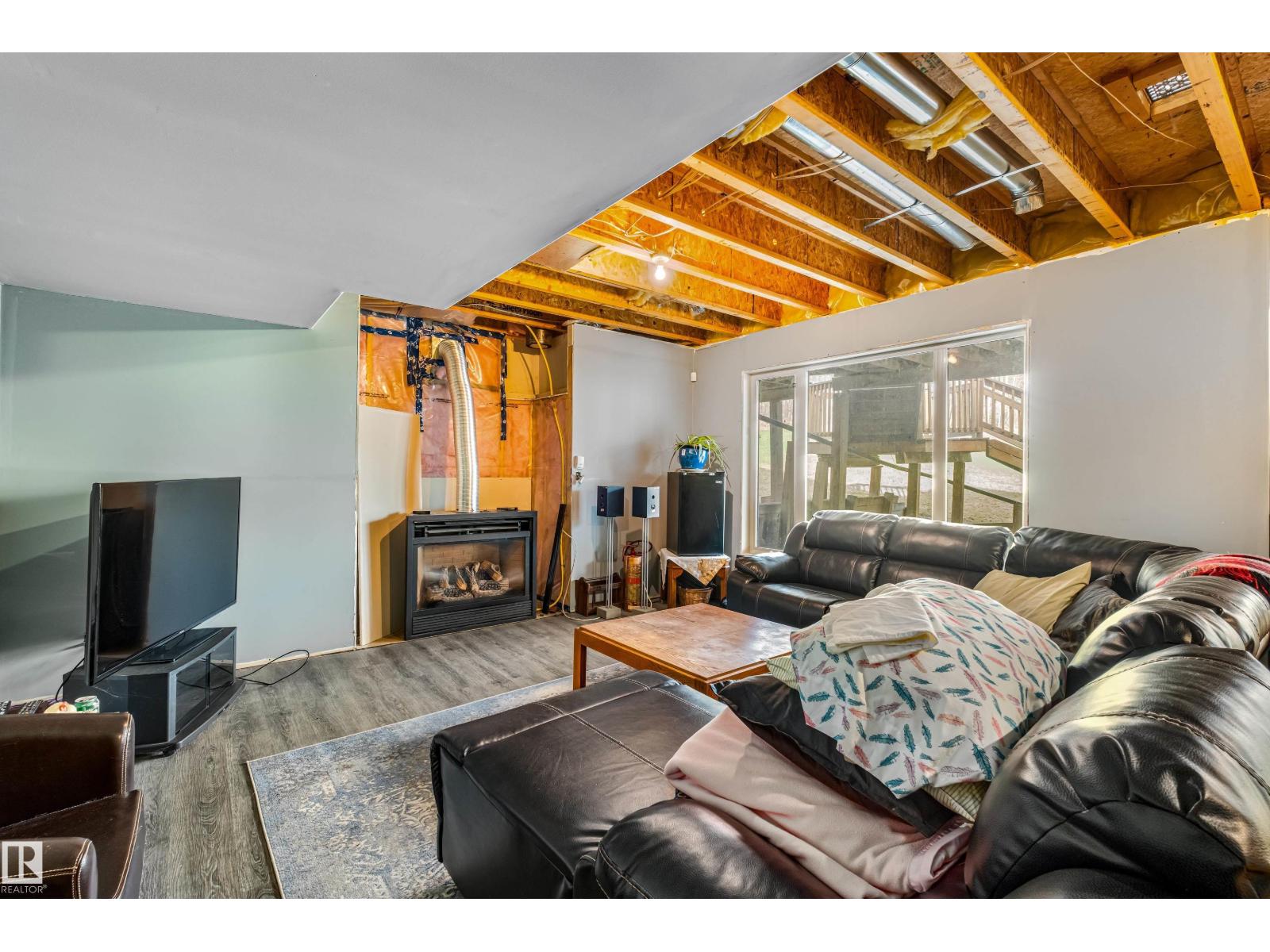 1130 TWP ROAD 535 - 31