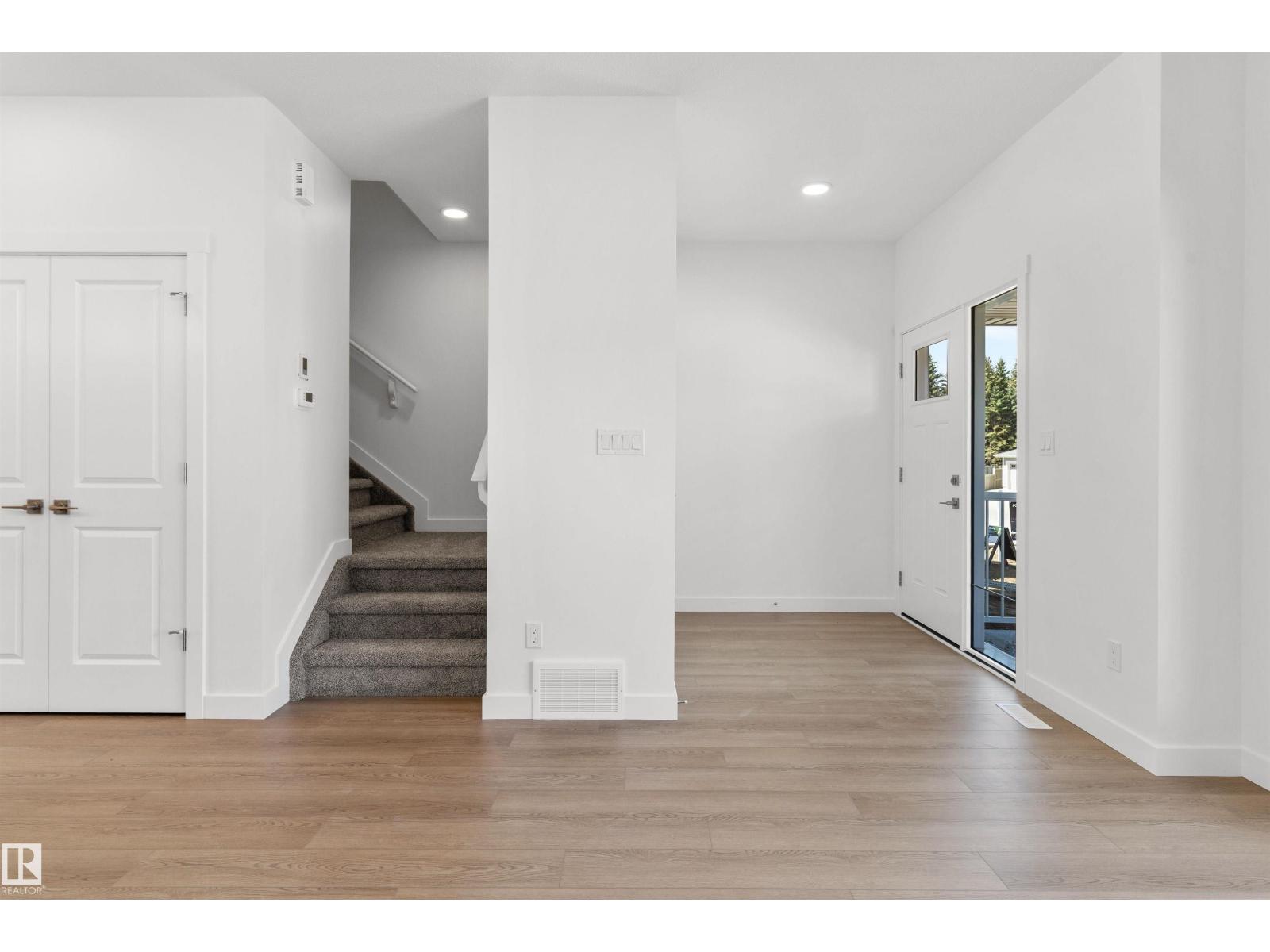 20703 43 AV NW - 7