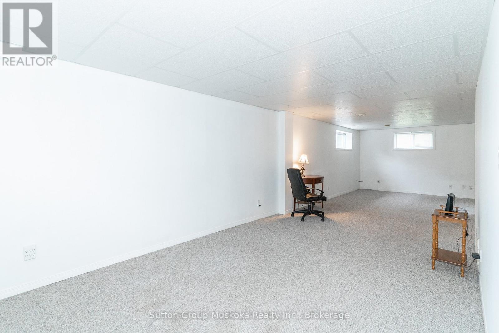64 SPRUCE DRIVE - 17