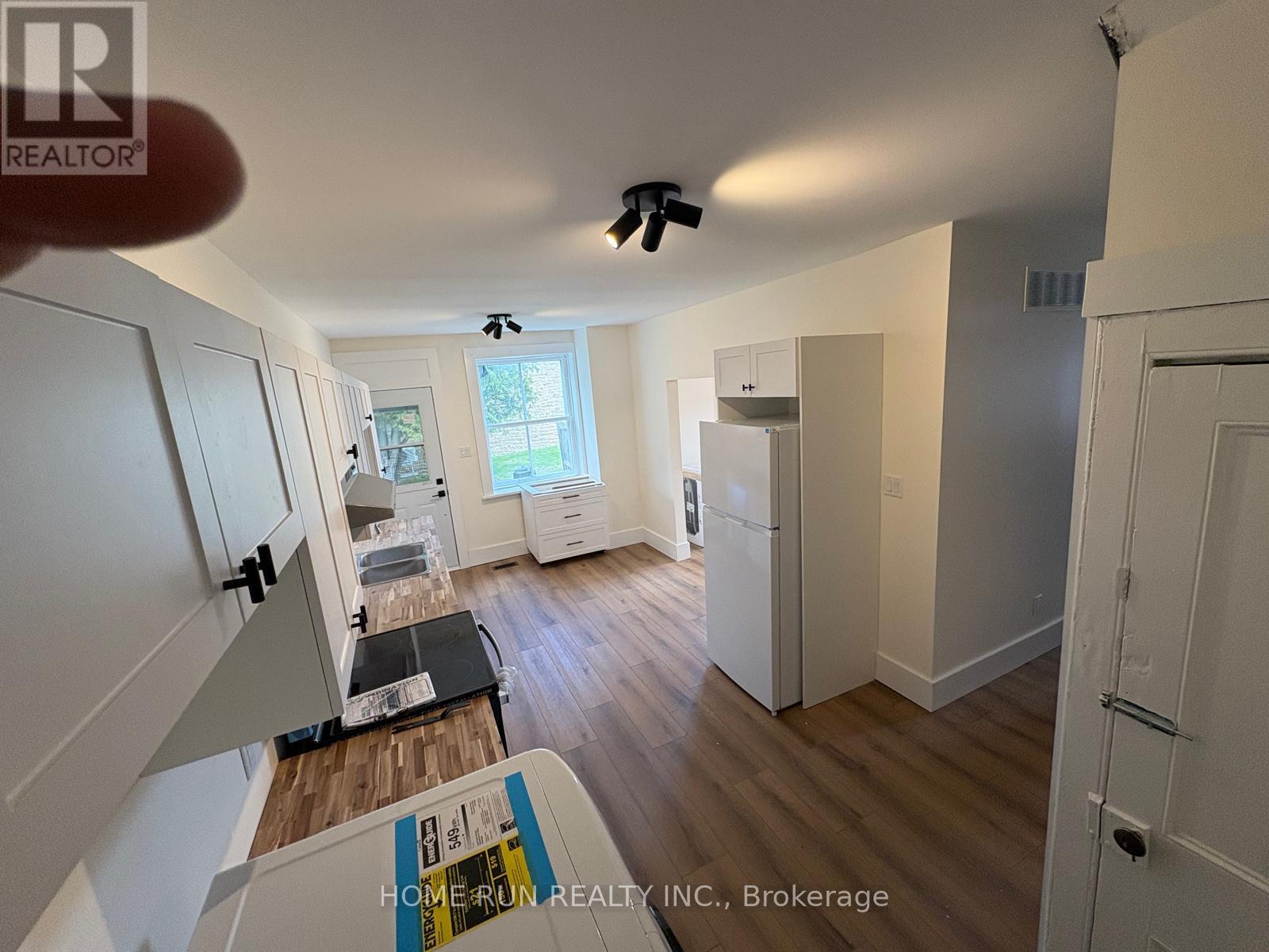 4 Bed, 1 Bath House for Rent in Arnprior – 47 MADAWASKA STREET, Arnprior – MLS# X13131542 - Image 12