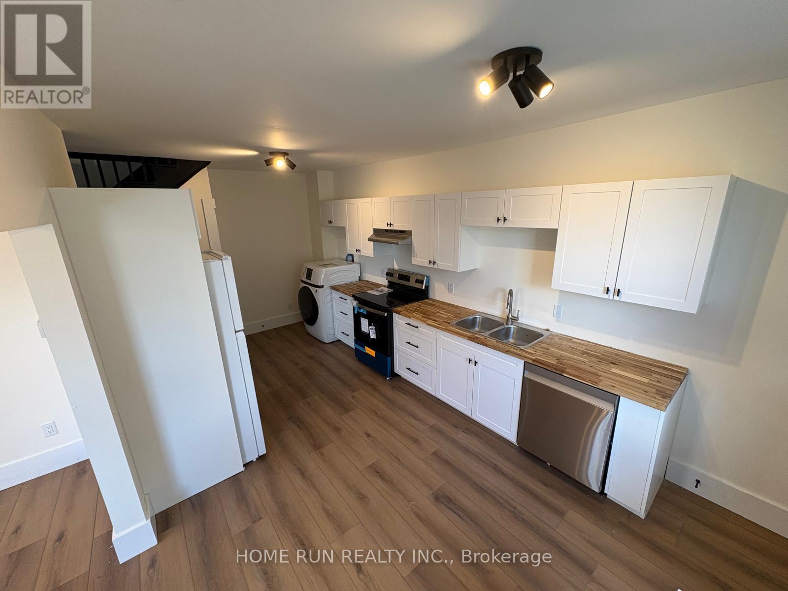 4 Bed, 1 Bath House for Rent in Arnprior – 47 MADAWASKA STREET, Arnprior – MLS# X13131542 - Image 9