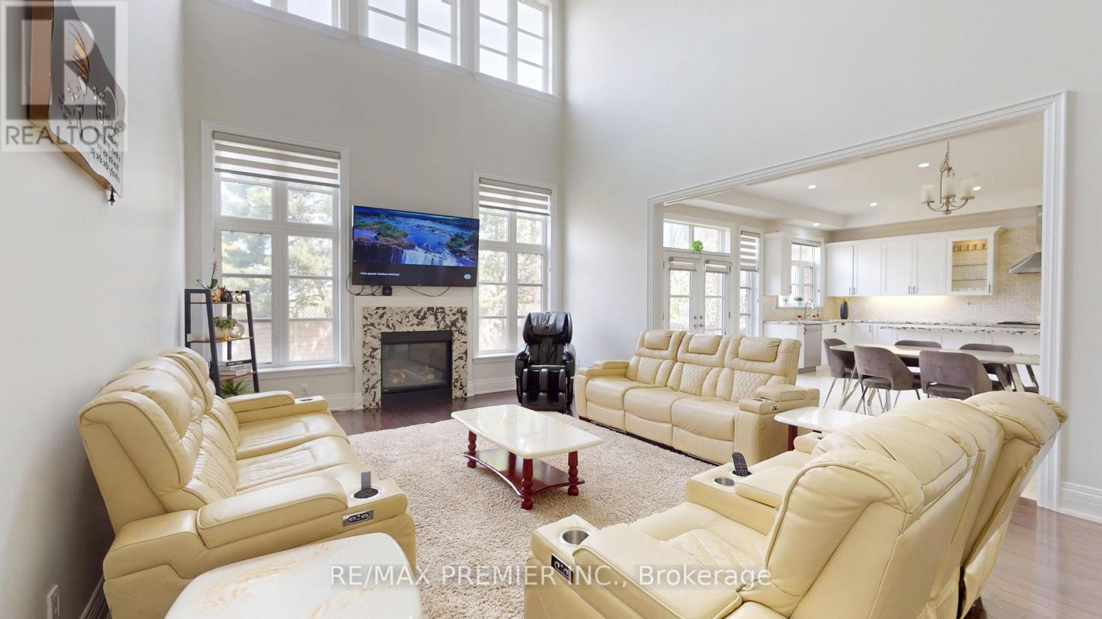 95 SARRACINI CRESCENT - 11