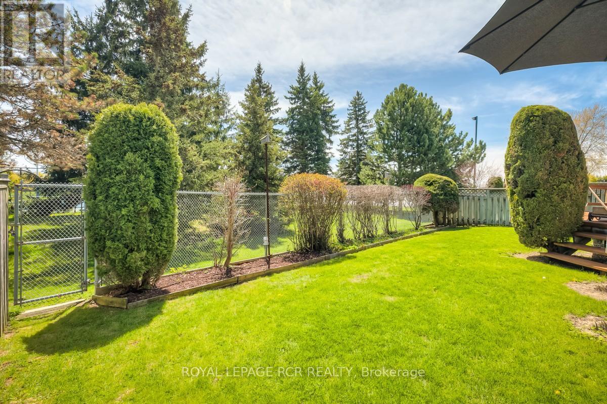 582 MILLARD STREET - 42