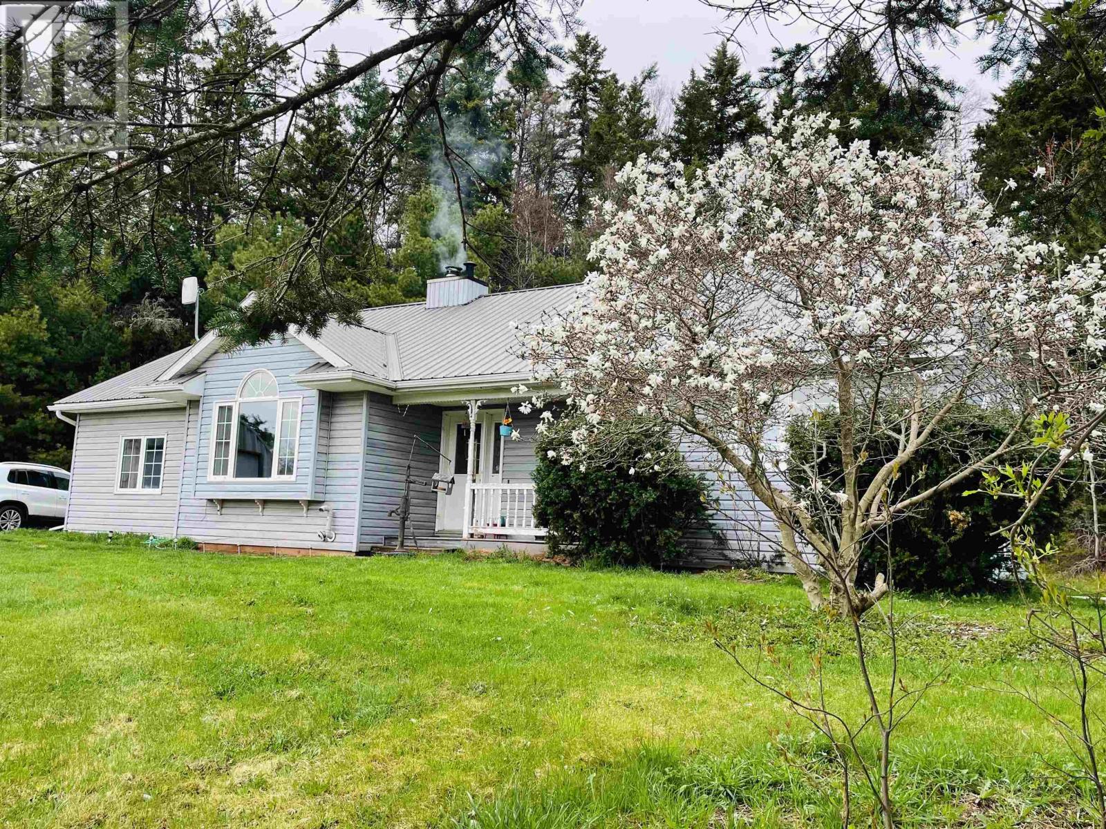 899 Straghbohgie Road - 2