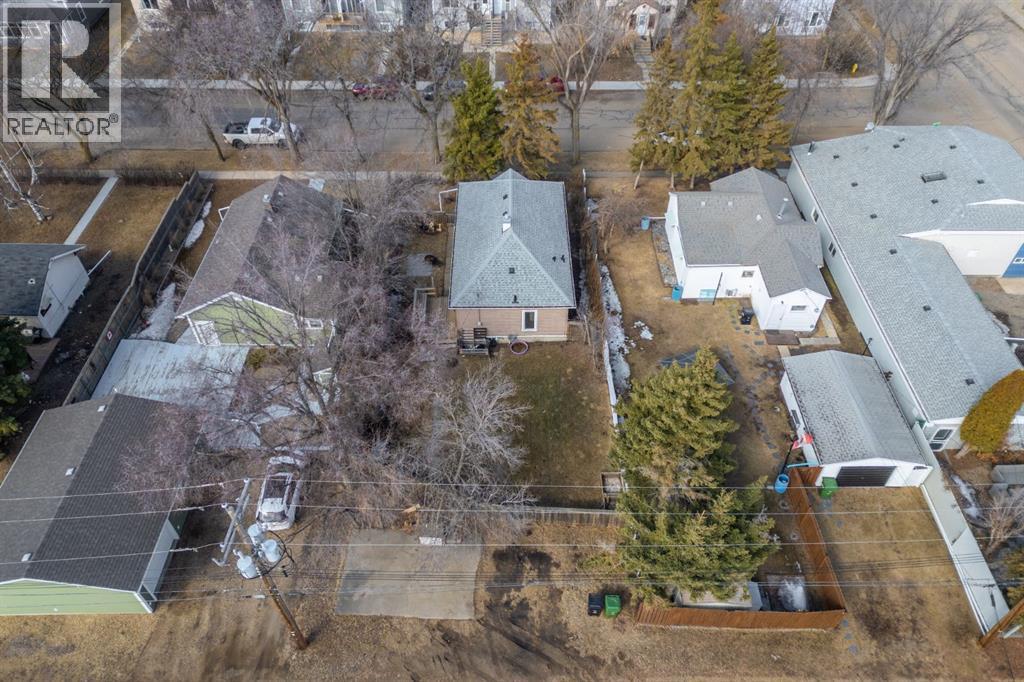 5015 52A Street - 19