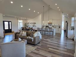 118 Centre Street, Portage La Prairie Rm, MB R0H0S0 Photo 12
