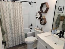 118 Centre Street, Portage La Prairie Rm, MB R0H0S0 Photo 18