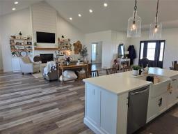 118 Centre Street, Portage La Prairie Rm, MB R0H0S0 Photo 8