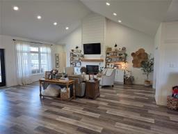 118 Centre Street, Portage La Prairie Rm, MB R0H0S0 Photo 9