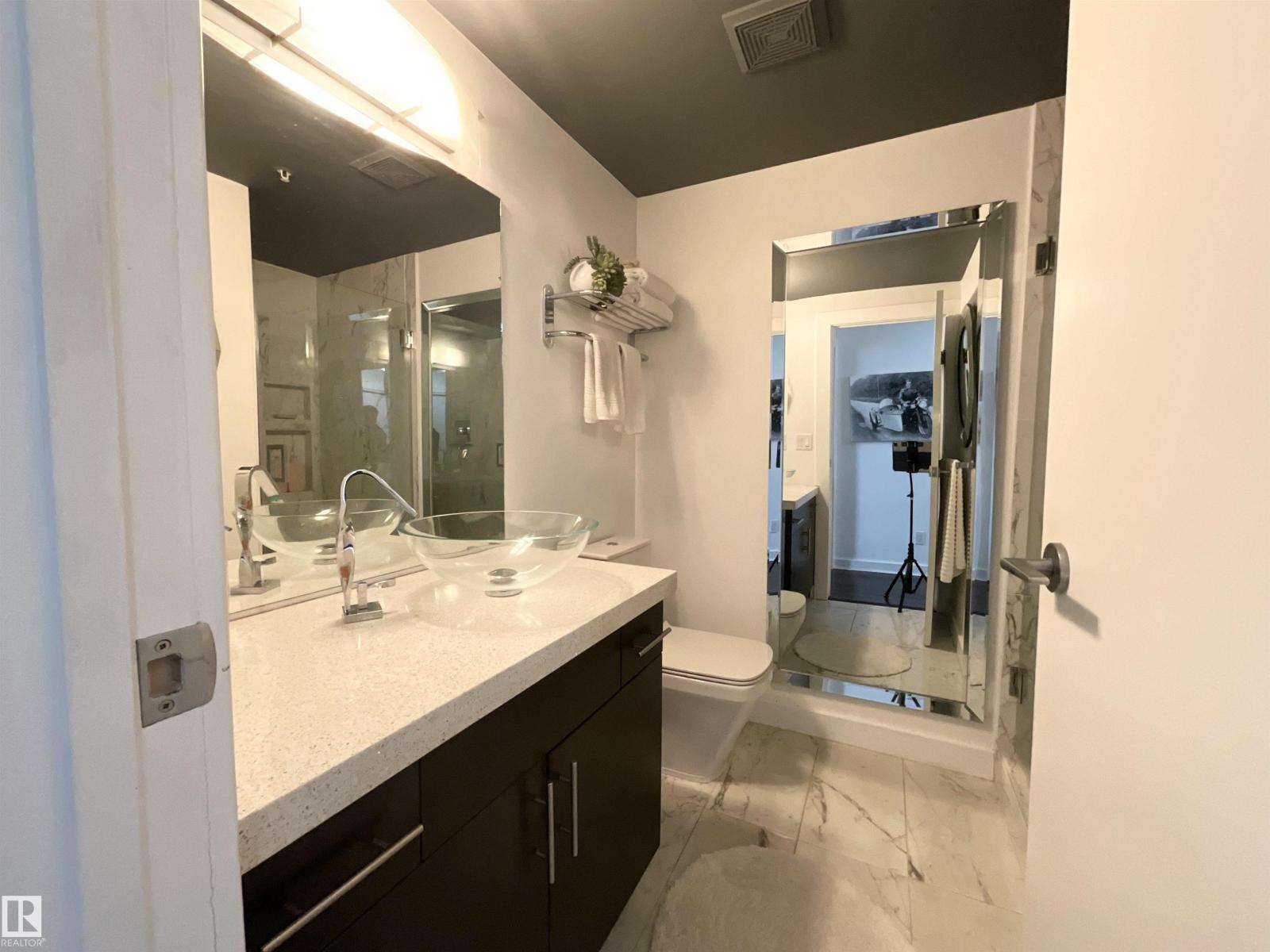 #1504 10152 104 ST NW - 15