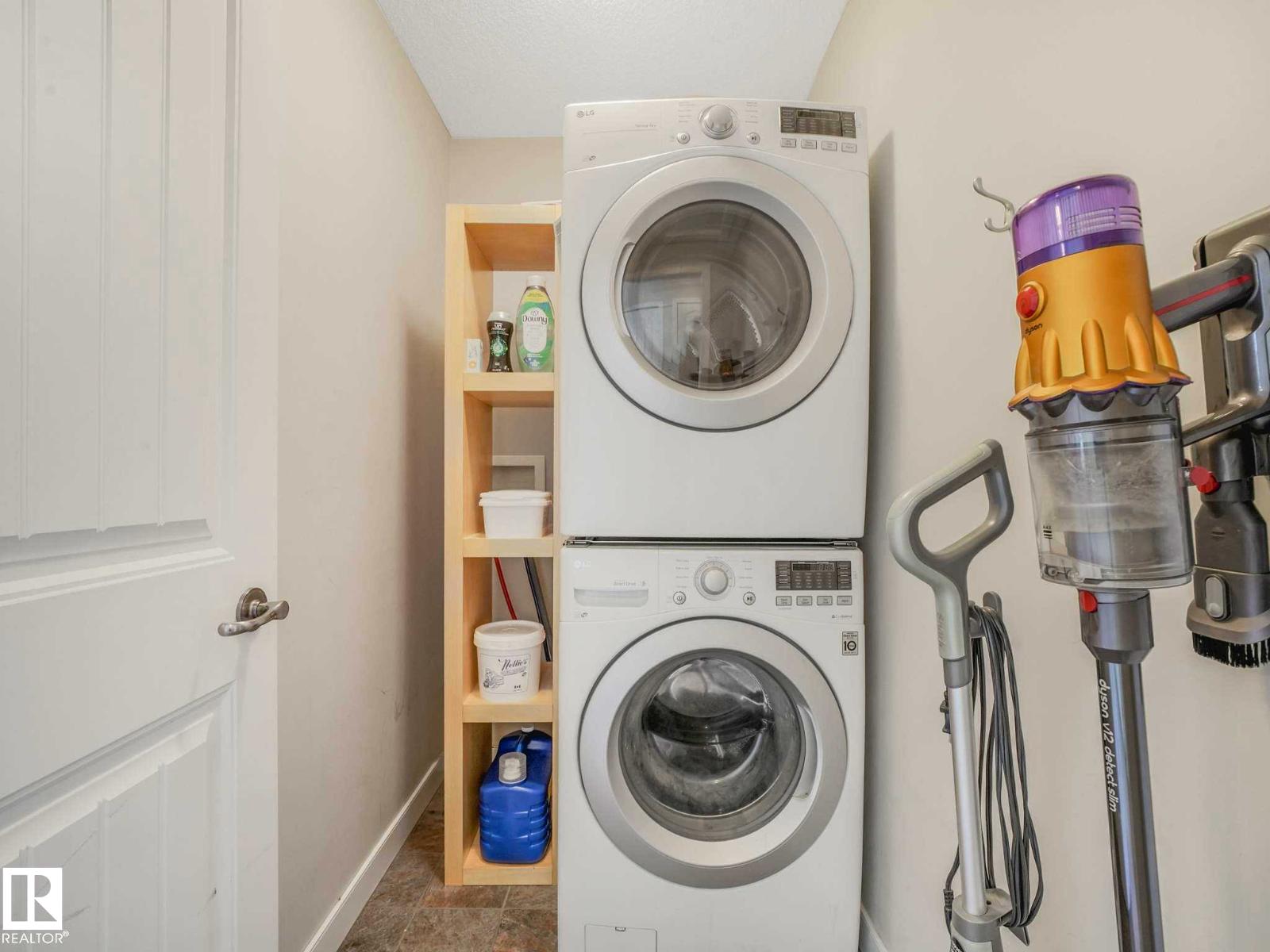 #37 13825 155 AV NW, Edmonton