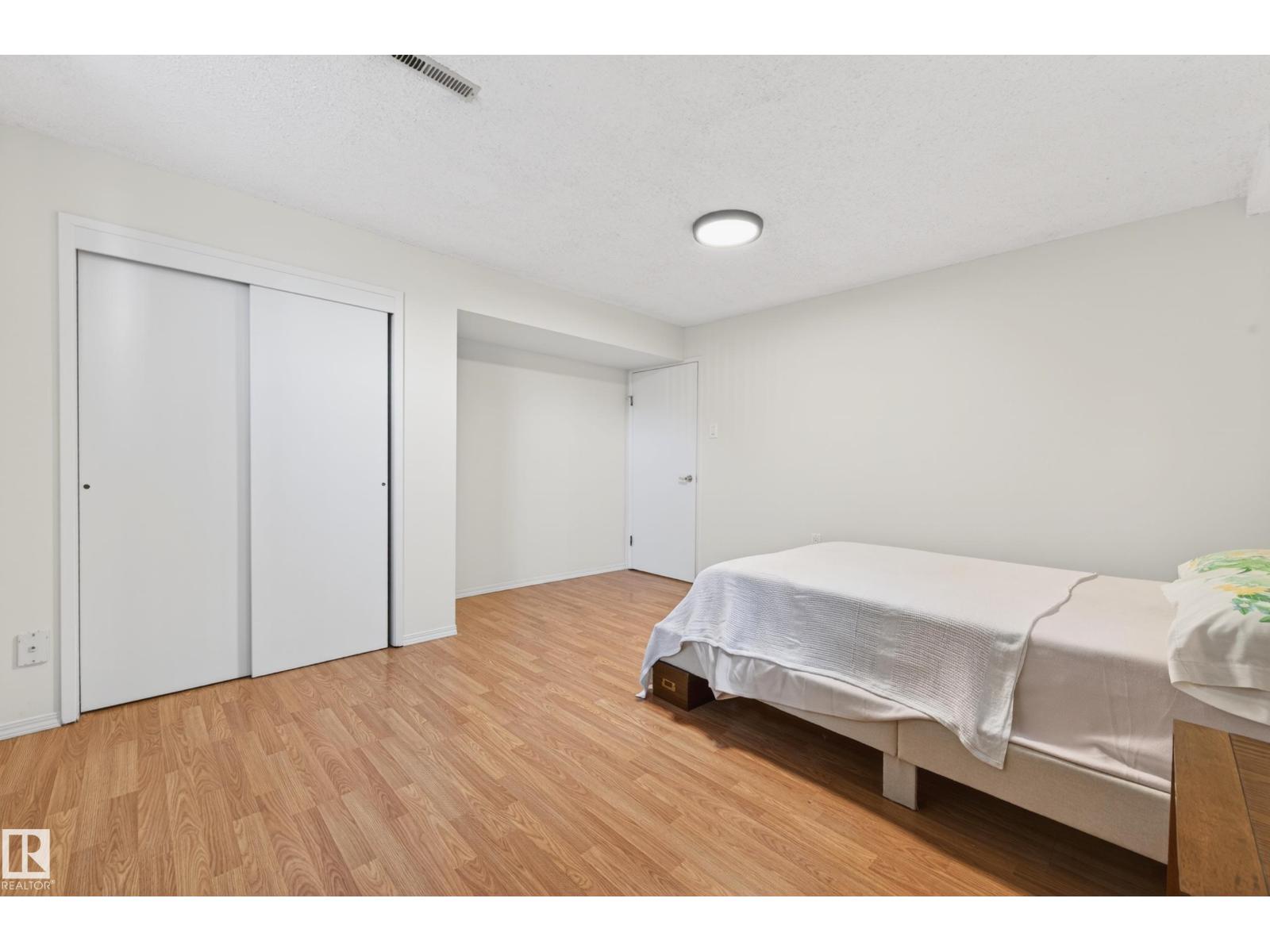 13916 61 ST NW NW - 29