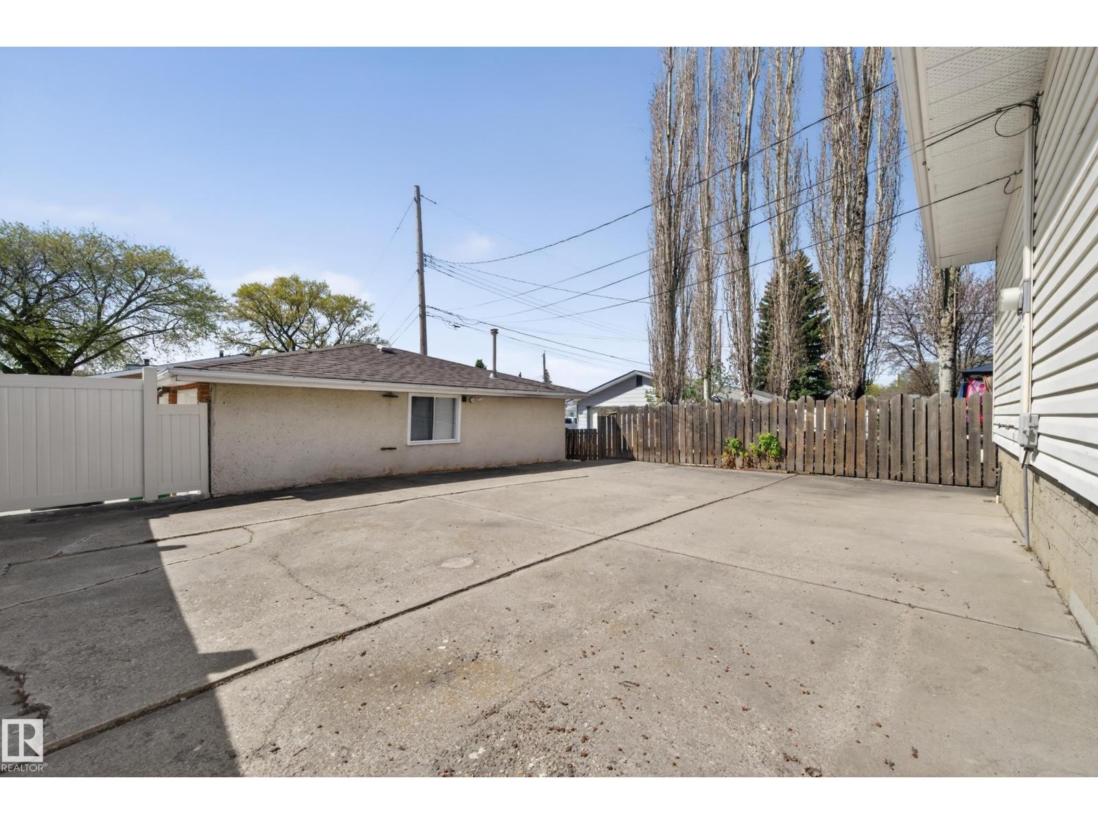 13916 61 ST NW NW - 42