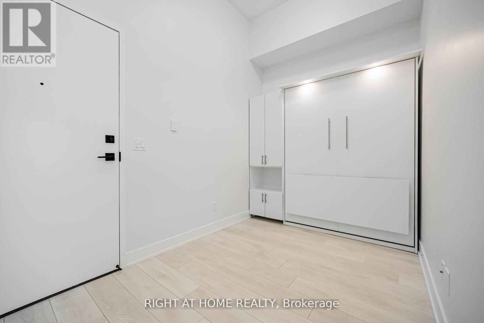 #451 2485 TAUNTON ROAD - 6