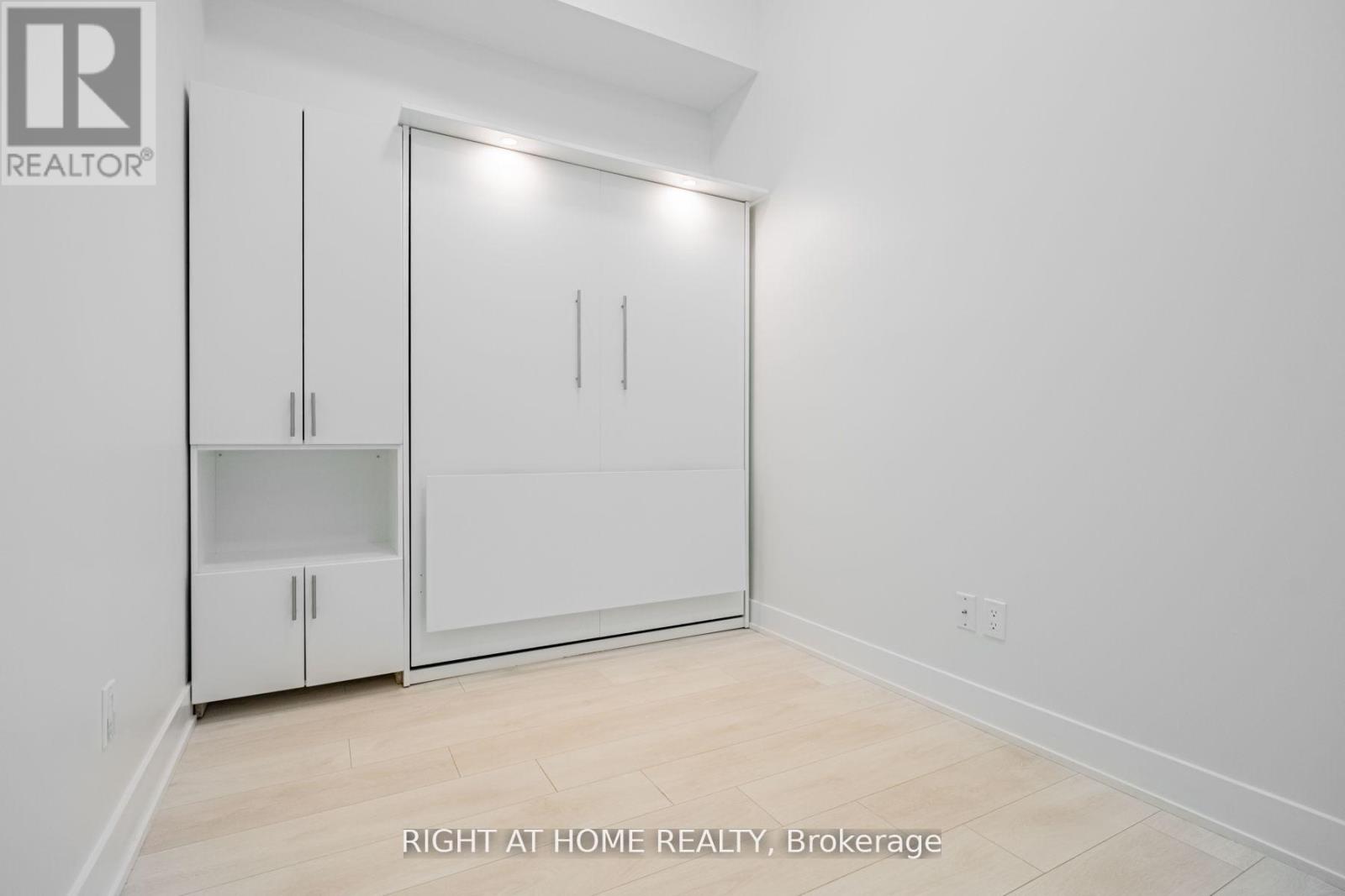 #451 2485 TAUNTON ROAD - 8