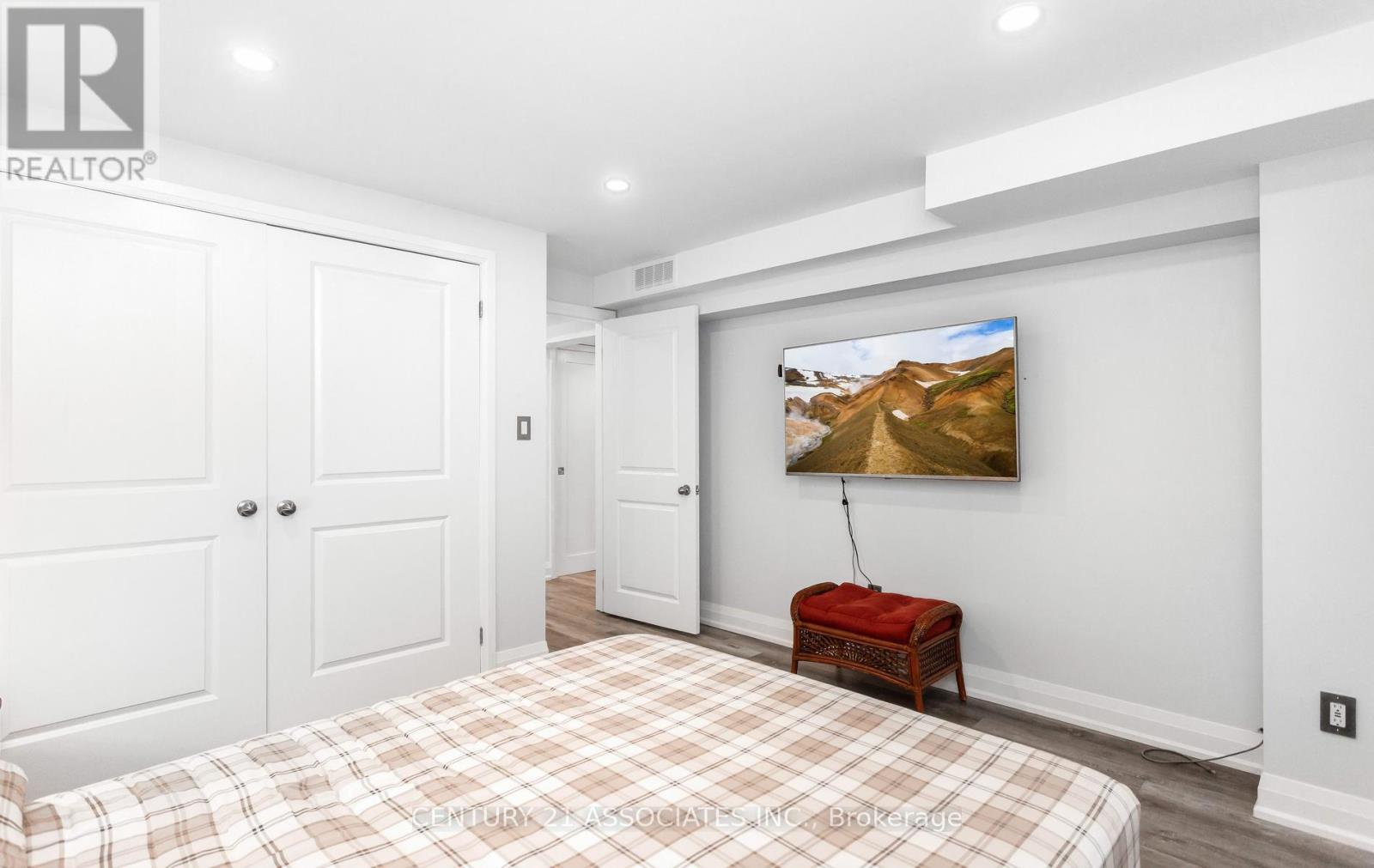 2471 MILLSTONE DRIVE - 44