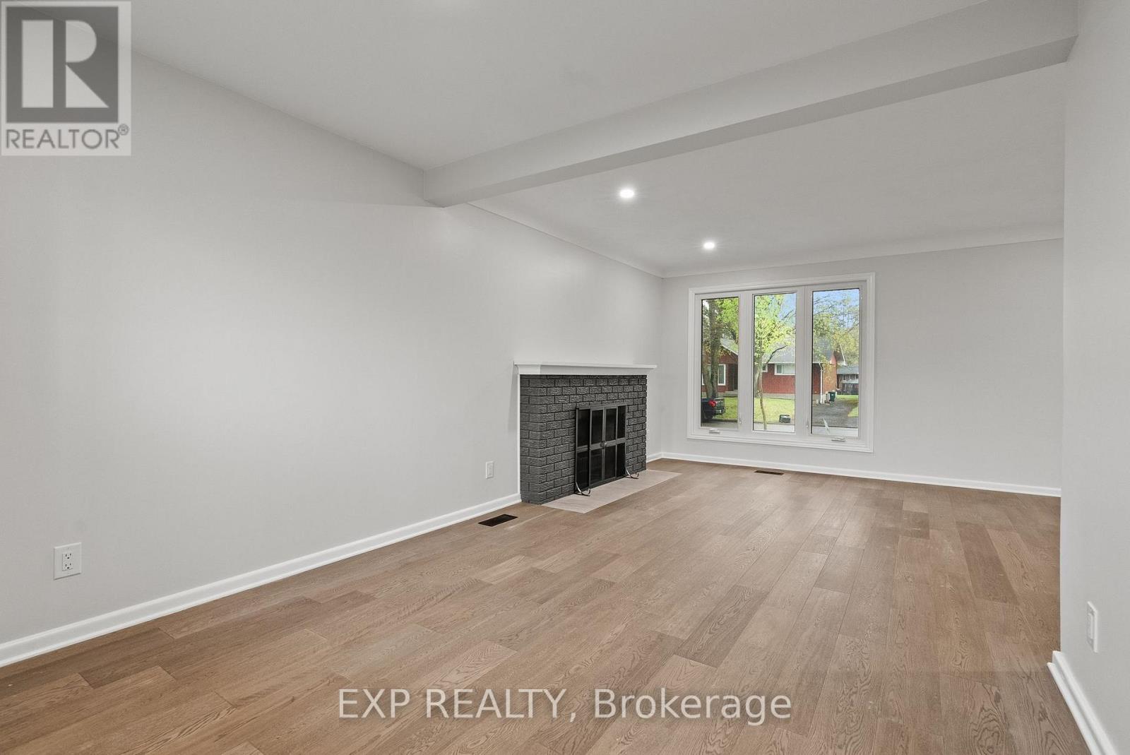 2393 SHELDON AVENUE - 11
