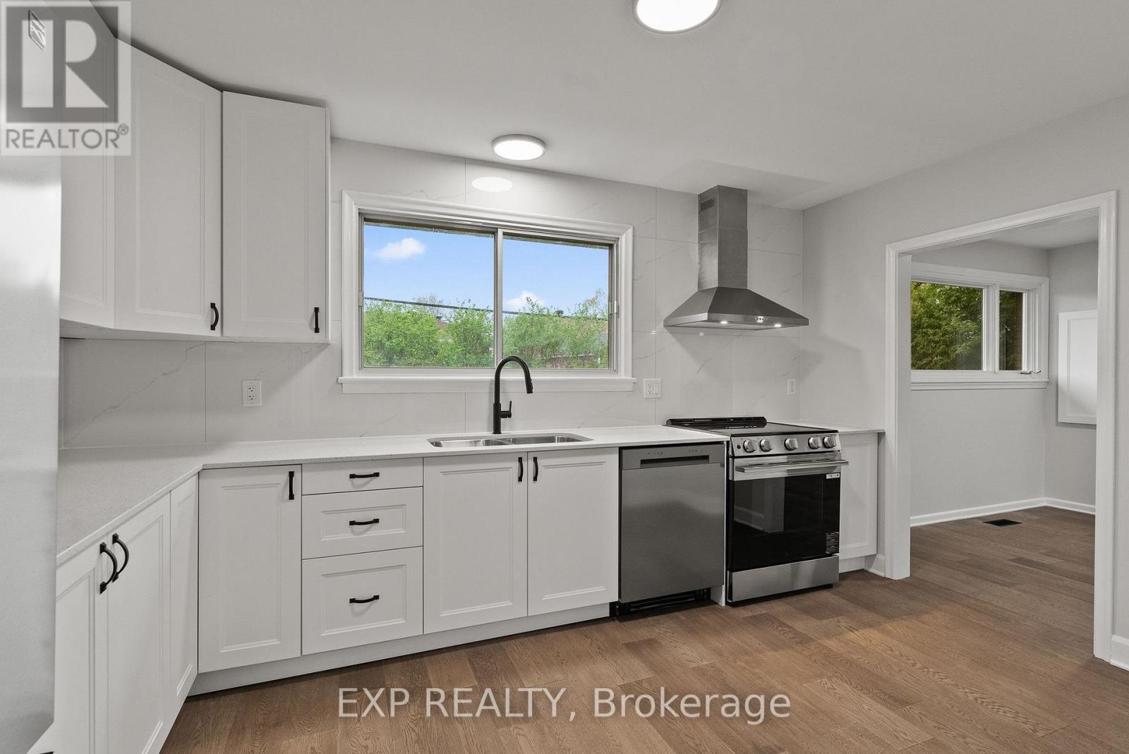 2393 SHELDON AVENUE - 15