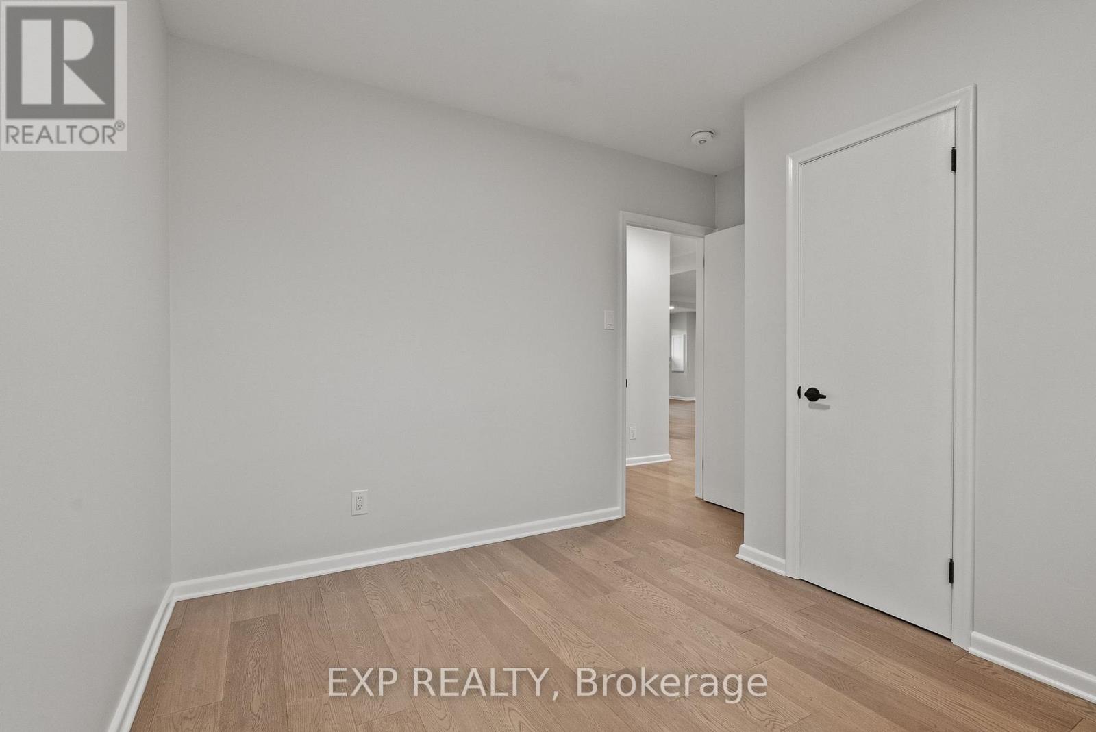 2393 SHELDON AVENUE - 24