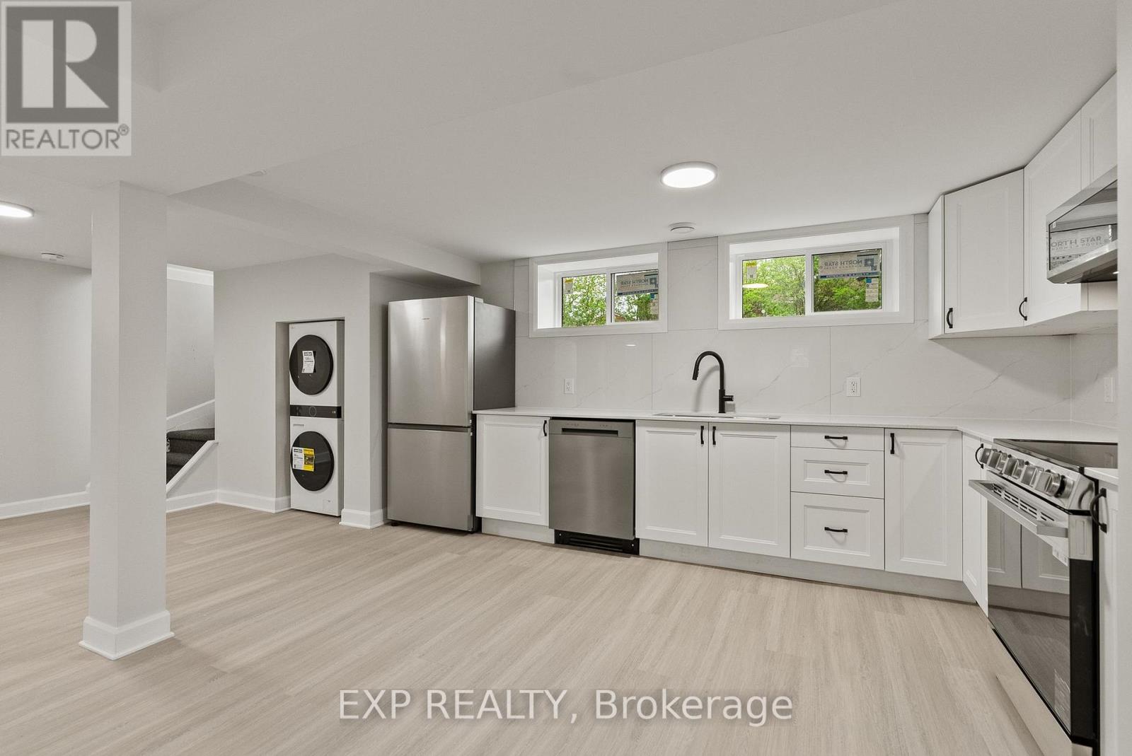 2393 SHELDON AVENUE - 33