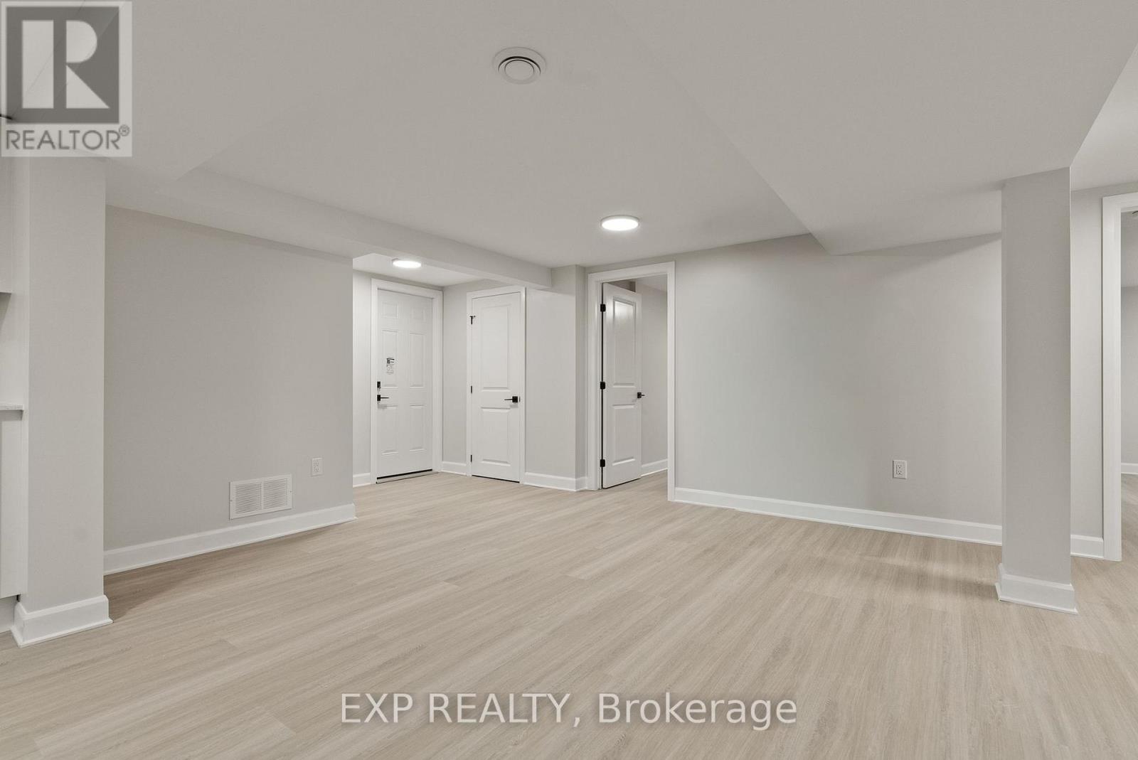 2393 SHELDON AVENUE - 36