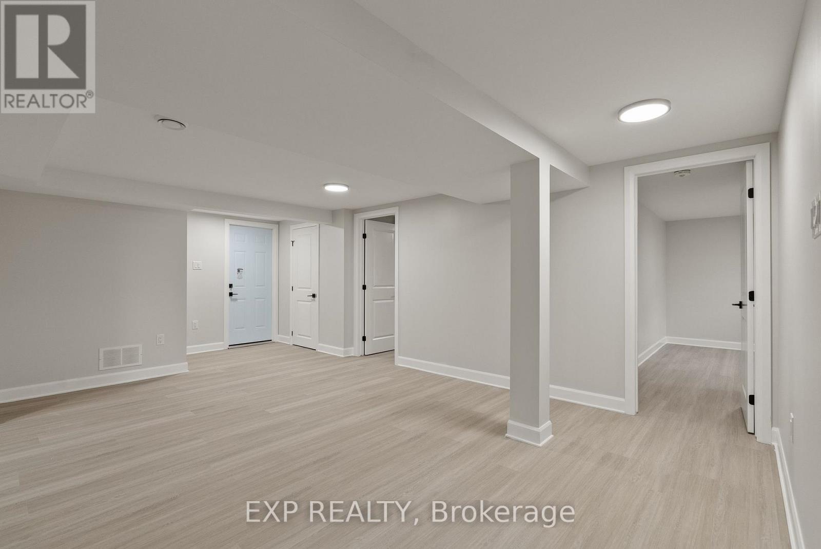 2393 SHELDON AVENUE - 39