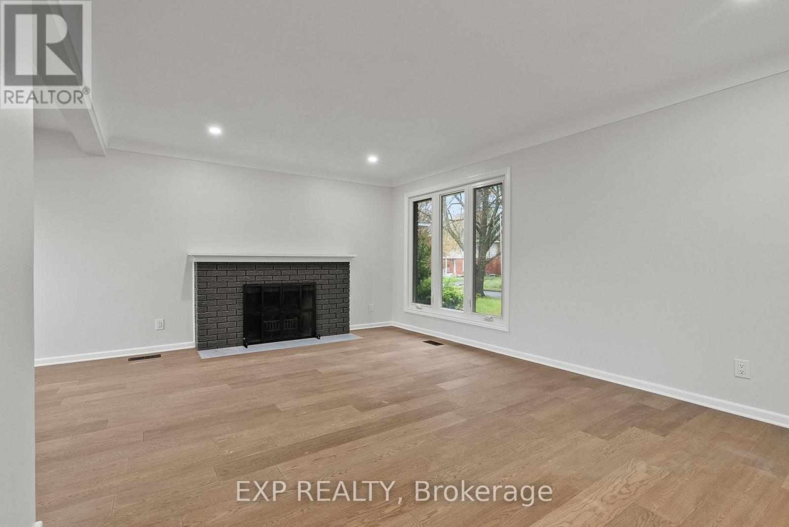 2393 SHELDON AVENUE - 6
