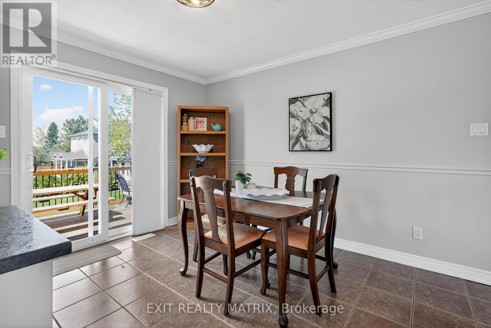 714 DES CEDRES AVENUE - 12