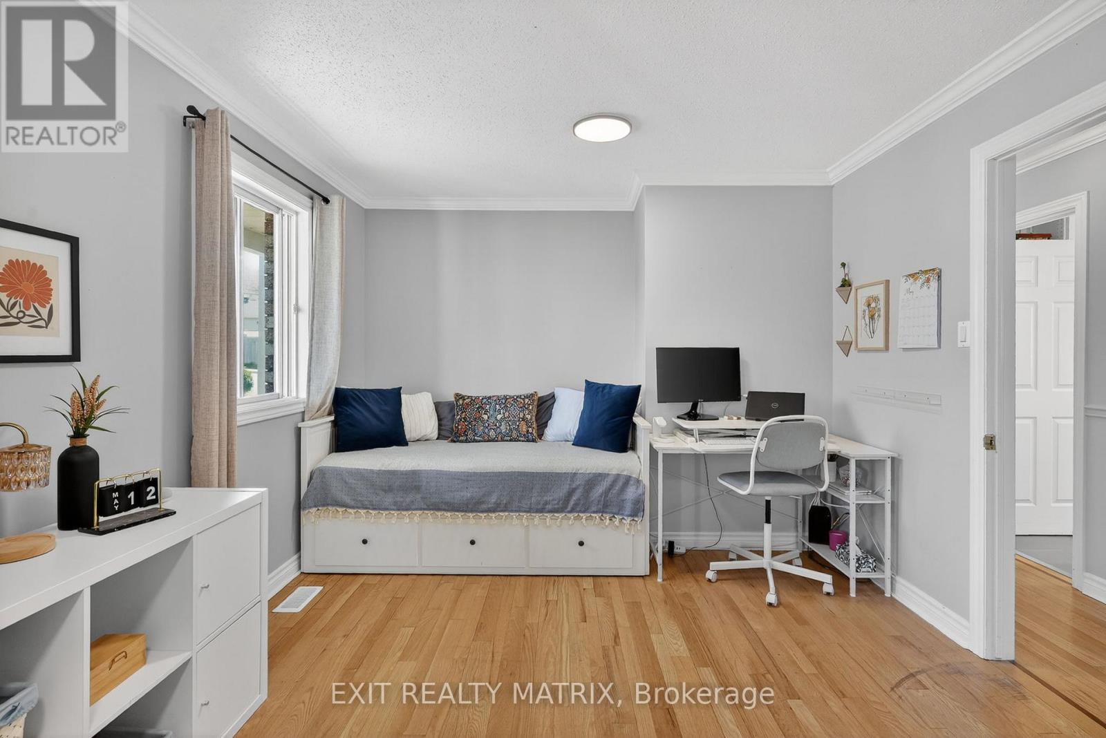 714 DES CEDRES AVENUE - 17