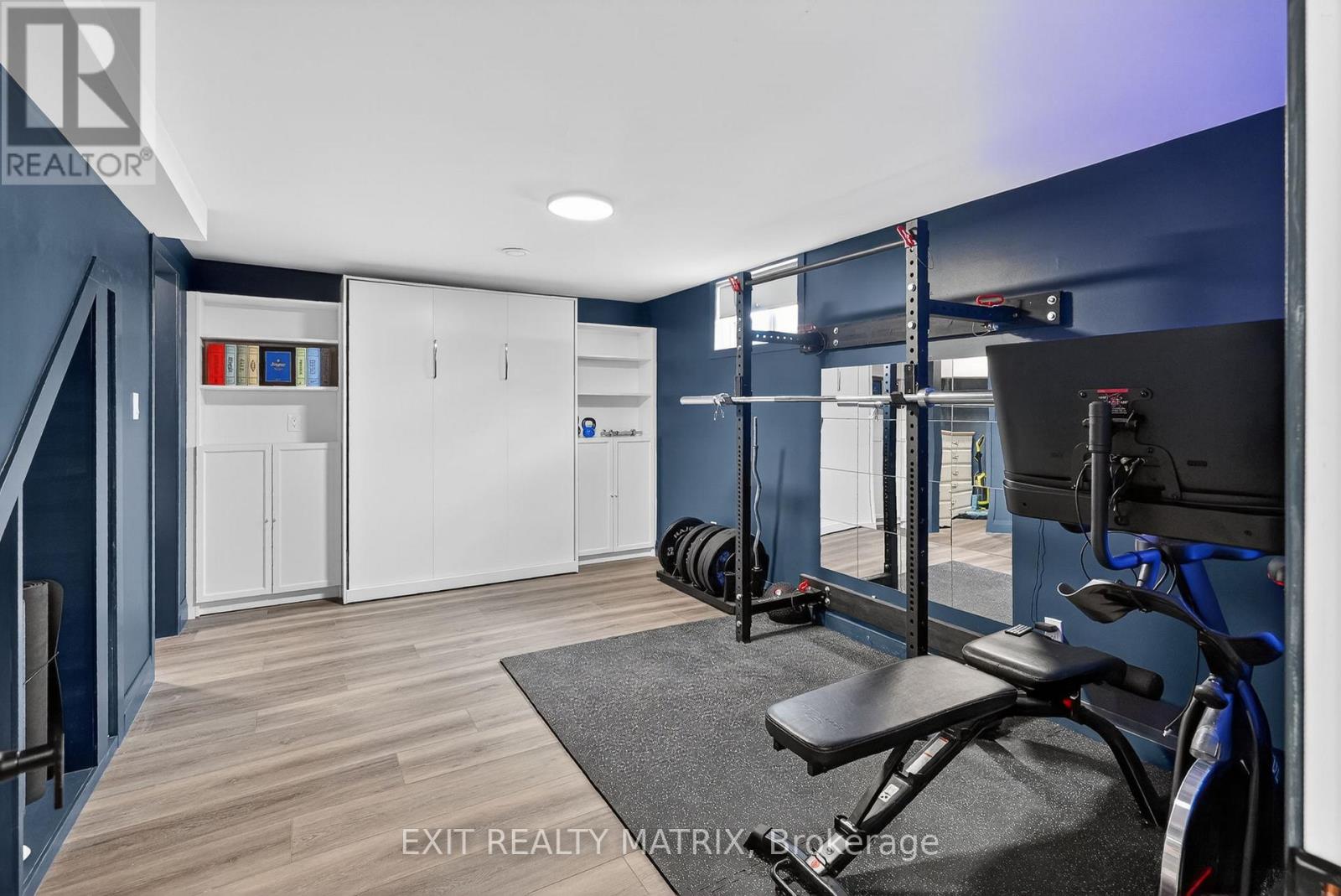 714 DES CEDRES AVENUE - 24
