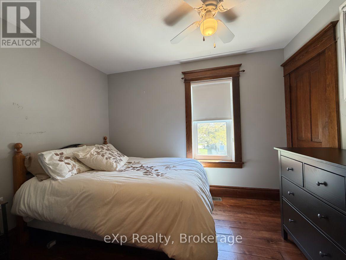 625 GIBSON STREET - 15